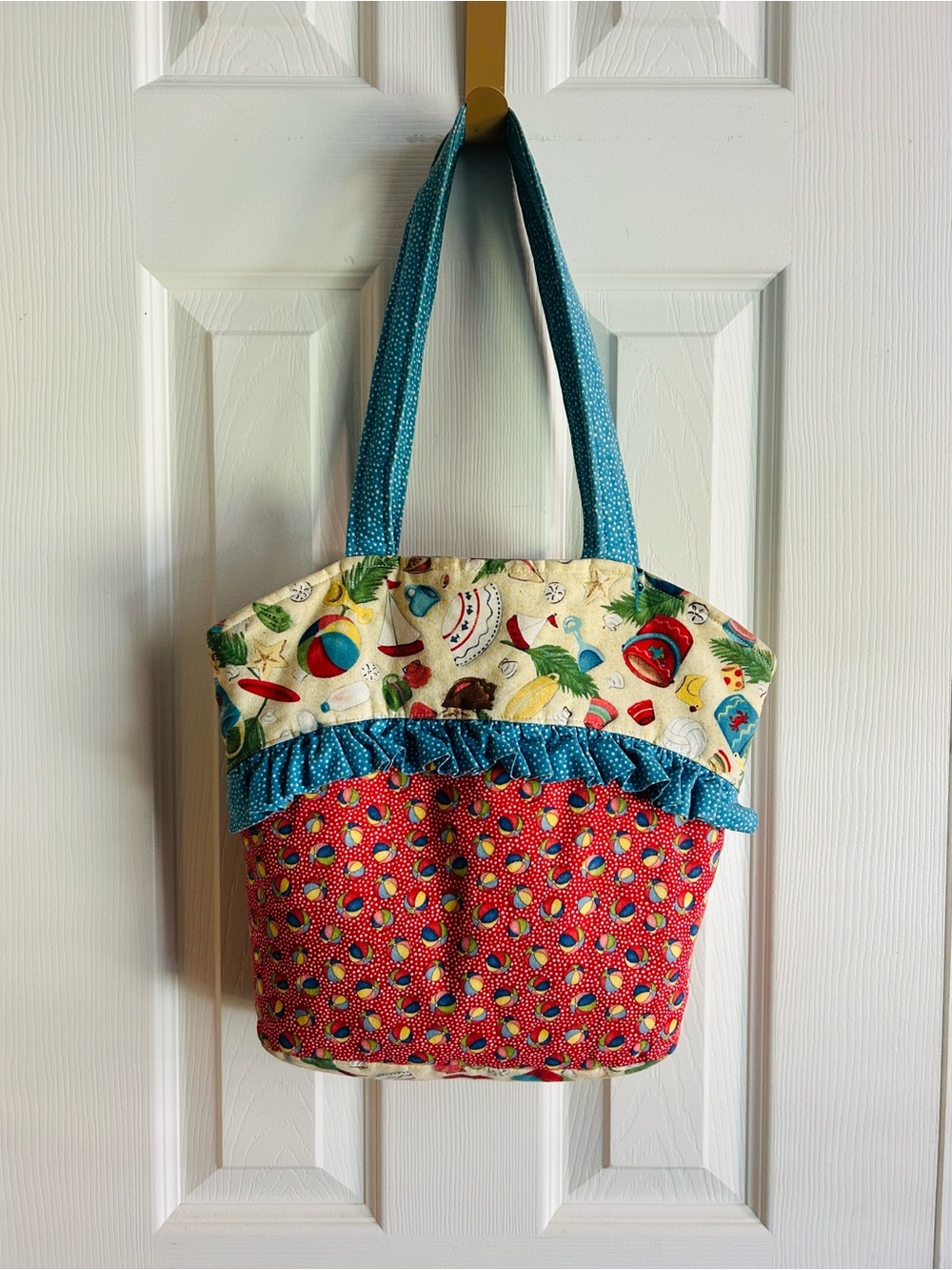 Vintage beach fun book bag tote
